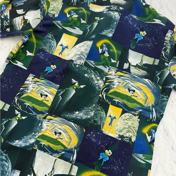 Disney Vintage 70s Kennington Disco Shirt Fantasia Mickey Wizard Medium FLAWLESS - Picture 7 of 7